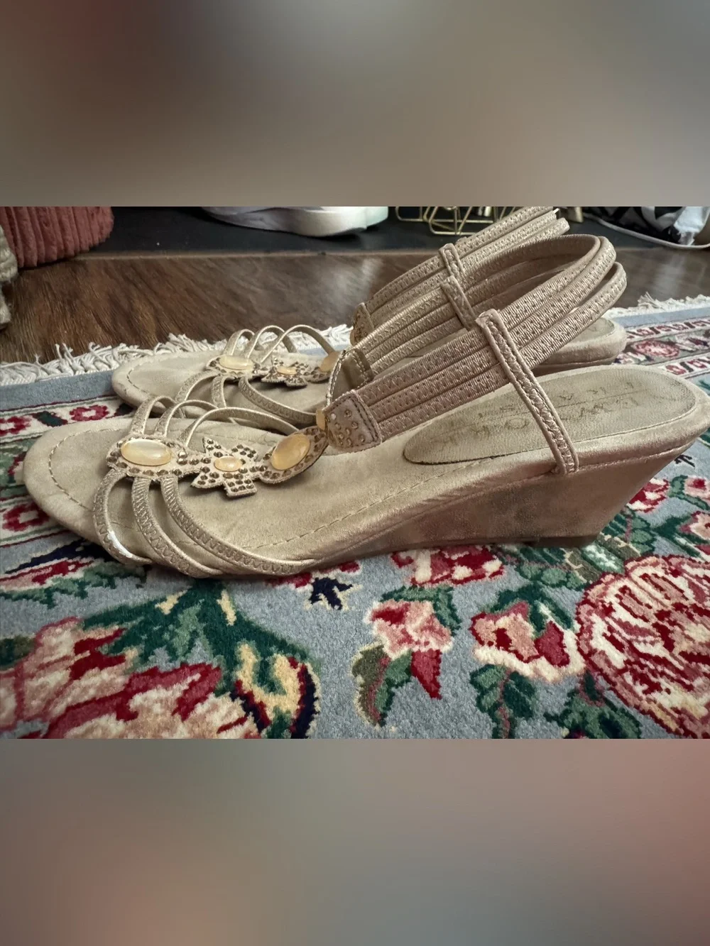 New York Transit embellished Wedge Sandals size 8.5